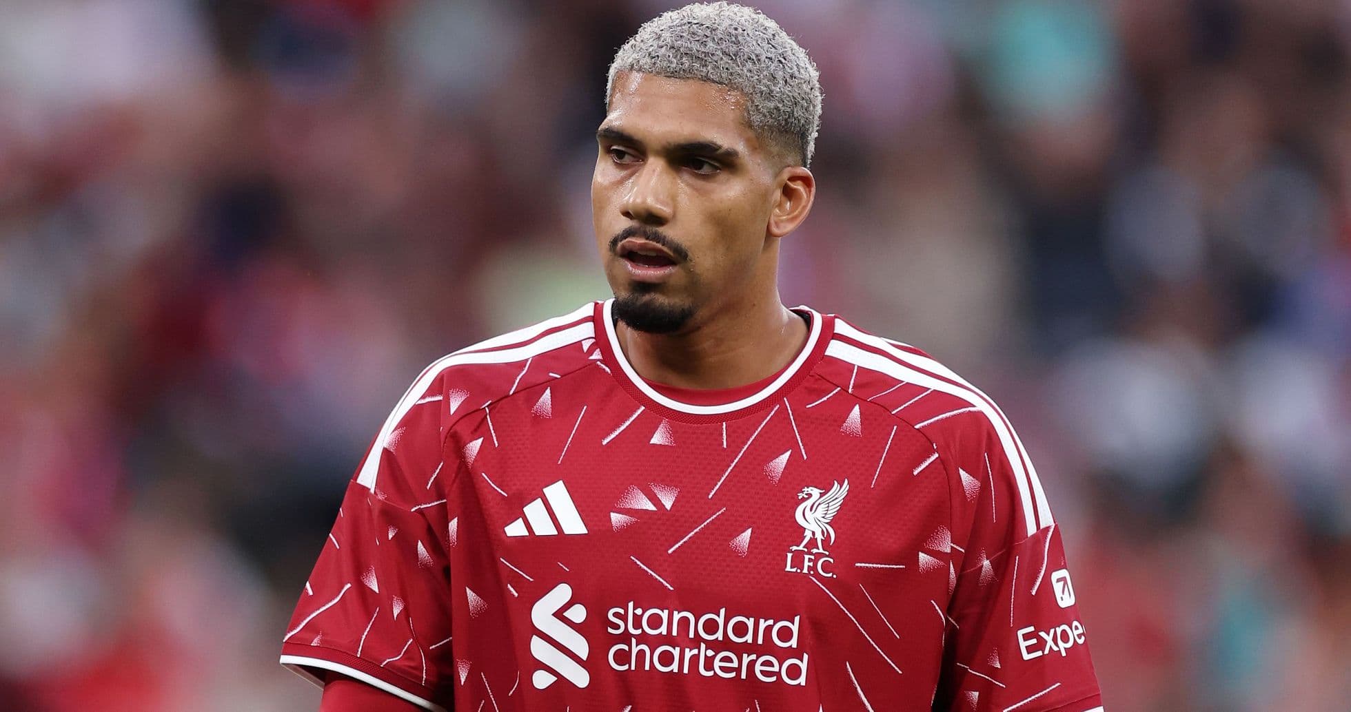 Ronald Araujo sorprendido por la intensidad y ritmo de la Premier League tras su cesión al Liverpool desde Barcelona Ronald Araujo sorprendido por la intensidad y ritmo de la Premier League tras su cesión al Liverpool desde Barcelona