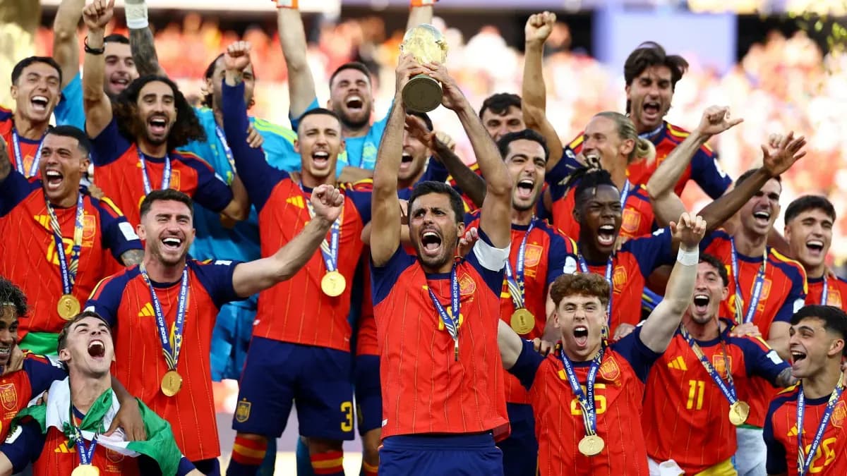 Celebraciones masivas en España tras la victoria en la final del Mundial Celebraciones masivas en España tras la victoria en la final del Mundial