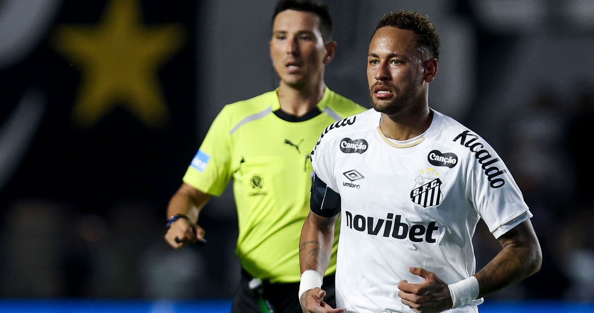 Neymar critica a hinchas negativos de Santos y les pide que se queden en casa tras victoria en Sudamericana Neymar critica a hinchas negativos de Santos y les pide que se queden en casa tras victoria en Sudamericana