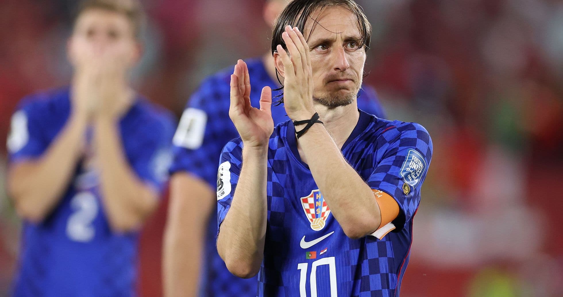 Luka Modric renueva con AC Milan hasta 2027 a sus 40 años Luka Modric renueva con AC Milan hasta 2027 a sus 40 años